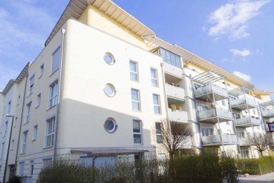Gepflegte 4-Zimmer-Wohnung mit TG-Stellplatz und Balkon in Landshut