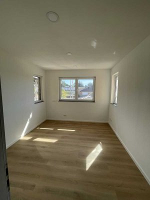 Trippstadt - Attraktive, neuwertige Doppelhaushälfte