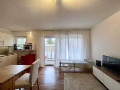 All Inclusive: voll möblierte 2-Zimmer Wohnung mit Balkon in der Innenstadt