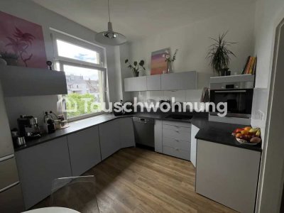 Tauschwohnung: 4-Zimmer Wohnung mit Balkon - Suchen 2 Wohnungen!