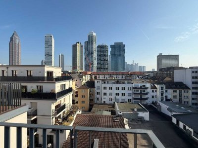 Exklusive Penthouse ETW, Skylineblick, Aufzug direkt in die Wohnung, Terrassen, Kamin, Klima, 2 x TG
