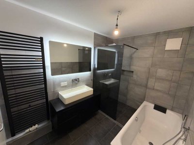 Schöne Modernisierte 2,5 Zimmerwohnung in Reichelsheim