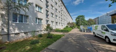 Erdgeschoss Wohnung schnell zugreifen. Top Renoviert
