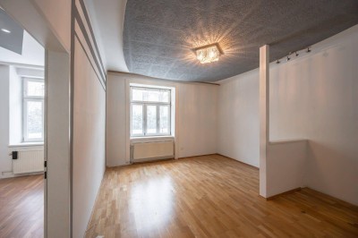 ++Fasangarten++ Erdgeschoss-Altbau mit Potenzial – gepflegte 3 Zimmer-Wohnung