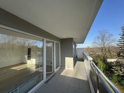 Helle 2-Zimmer-Wohnung mit großem Balkon, Aufzug & sehr guter Anbindung