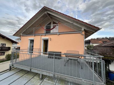 3-Zimmer-Maisonette-Wohnung mit 2 Balkonen und Dachterasse in Traunstein