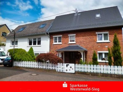 Gepflegtes, gemütliches Haus auch für die große Familie!