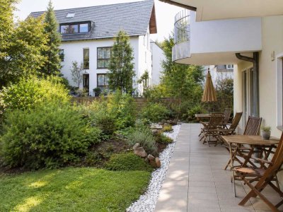 Lichtdurchflutete, top geschnittene 2 ZW mit Terrasse u. eigenem Garten im Herzen von Sachsenhausen.