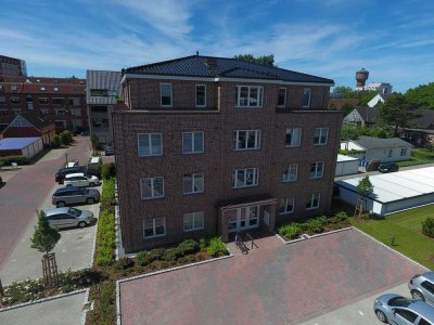 Hochwertig ausgestattete 3-Zimmer-Wohnung im Staffelgeschoss in der Elmshorner Innenstadt