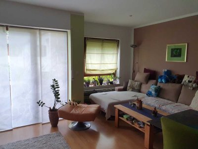 Hübsche 2-Zimmerwohnung mit tollem Balkon am Rande von Arzheim zu vermieten!