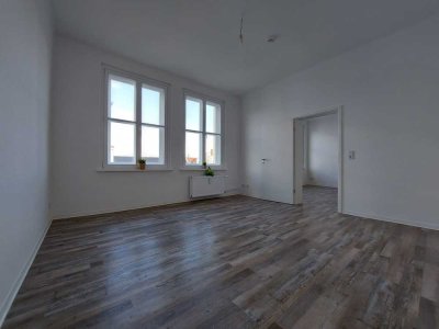 *Sanierte Wohnung mit Altbaucharme*