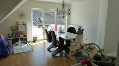 Schöne Dachgeschosswohnung "Im Grünen"