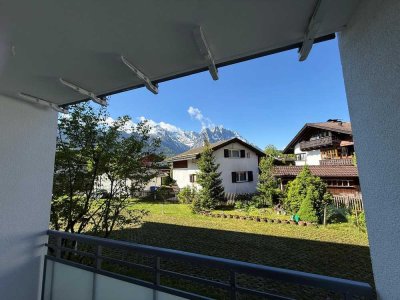 Moderne, großzügige 4,5-Raum-Hochparterre-Wohnung mit Südwest-Balkon in Garmisch-Partenkirchen