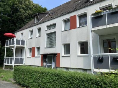 Erdgeschoss, 4,5 Zimmer mit Balkon