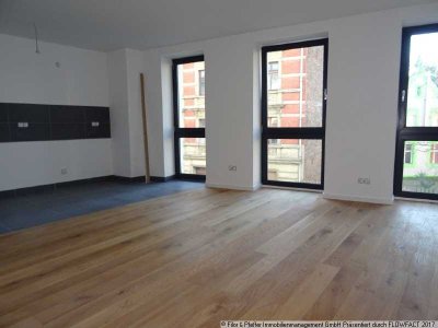 Kleine 3-Raum-Wohnung mit Balkon - hochwertige Ausstattung -