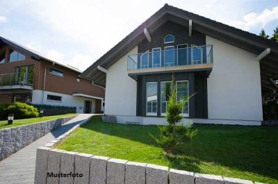 Einfamilienhaus in gehobener Ausführung mit hoher Lagequalität