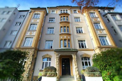 TOP SANIERTE 3RW - ZENTRUMSNAH MIT STELLPLATZ...