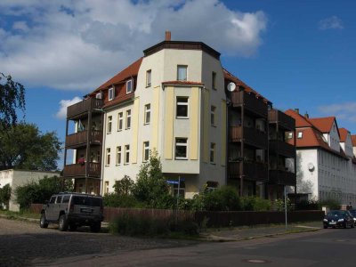 TOP 3 Raum DG WE, super Lage, Tageslichtbad, großer Balkon