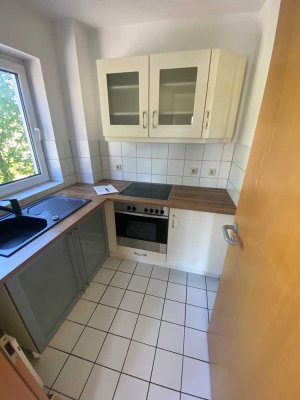1-Raum Wohnung mit Stellplatz, Einbauküche und Balkon