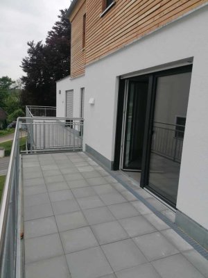 Exklusive 1-Zimmer-Wohnung mit gehobener Innenausstattung mit Balkon in Kipfenberg