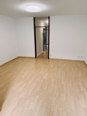 Helle und geräumige 2,5-Zimmer-Wohnung