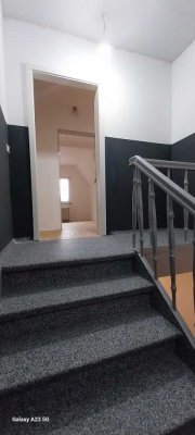 Dachgeschosswohnung zu vermieten