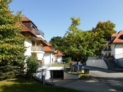 2 Zimmer in wunderschöner, ruhiger Lage am Weißen Hirsch mit Loggia und Balkon