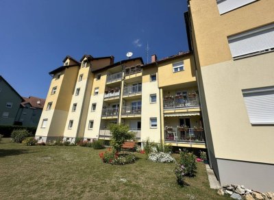 Renovierte Erdgeschoßwohnung mit Loggia in Neunkirchen – Ihr neues Zuhause!