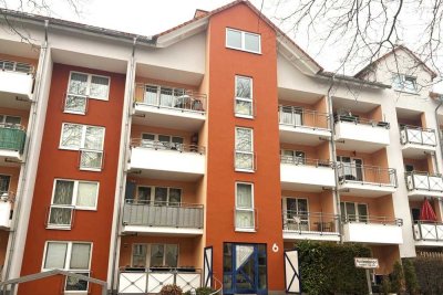 Bezugsfreie 6 Zimmer-Maisonette-Wohnung mit Balkon und  TG-Stellplatz!