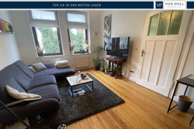 Helle Altbauwohnung mit Charme – hohe Decken, Dielenboden & großes Bad