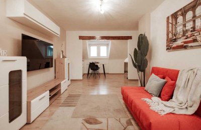 Wohnung hochwertig möbliert und Löffelfertig, 2,5-Zimmer Neuss City Düsseldorf
