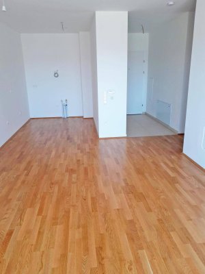 2 Zimmerwohnung mit Balkon! Neubau!