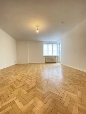 3 Zimmer Erdgeschosswohnung mit Einbauküche in ruhiger Lage zu vermieten