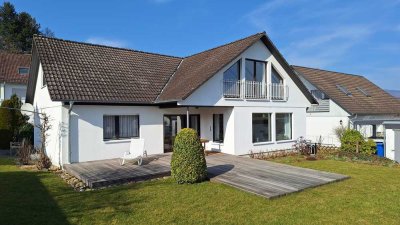 Provisionsfrei: 7-Zimmer-Einfamilienhaus in Kelkheim-Fischbach