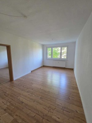 Frisch renovierte 4-Zimmer-Wohnung in ruhiger Lage mit Balkon – ideal für Familien