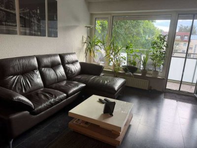 Helle 3-Zimmer-Wohnung mit großem Südbalkon und Tiefgarage