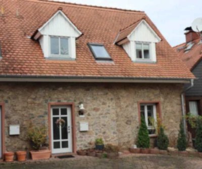 3-Zimmer Maisonette -Wohnung/ kleines Haus