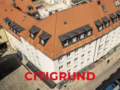 München Altstadt - Stylische Dachgeschosswohnung mit urbanem Charme im Herzen der Stadt