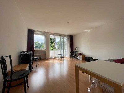 großzügiges Appartement mit Balkon