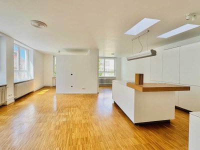 Wunderschöne Maisonette-Wohnung mit Dachterrasse u. privatem Aufzug –  im Musikerviertel von Privat