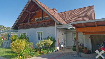 Top Wohnkomfort in idyllischer Lage - Markt Hartmannsdorf