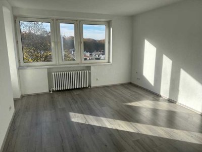 Hier können Sie sich wohl fühlen...3 Zimmer Wohnung mit Balkon im 3. Obergeschoss