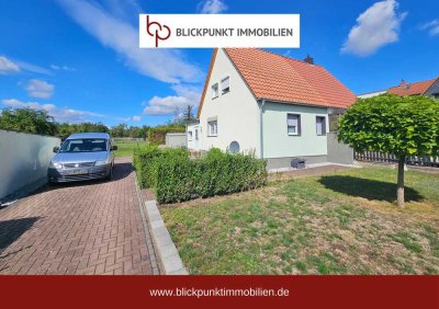Solide Doppelhaushälfte mit Anbaupotential