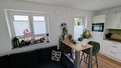 Moderne 2 Zimmer ELW mit Terrasse und separatem Eingang