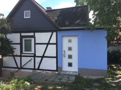 Günstiges und vollständig renoviertes 2-Zimmer-Einfamilienhaus in Greiz, Greiz