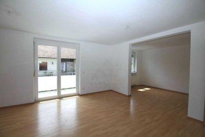 Moderne und geräumige 3-Zimmerwohnung inkl. KFZ-Stellplatz sucht neuen Eigentümer