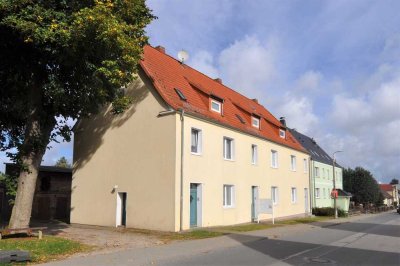 Mehrfamilienhaus mit 9 WE bei Rostock in der beliebten Stadt Schwaan mit großem Grundstück