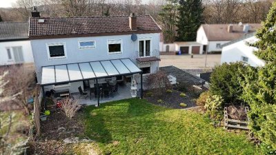 +++ Architektur mit Charakter – Modernes Einfamilienhaus mit Einliegerwohnung, Balkonen und Garag...
