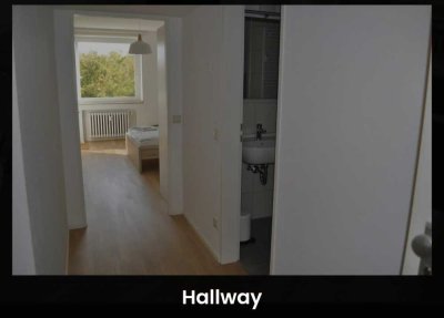 Geschmackvolle, voll möblierte 2-Zimmer-Wohnung mit Balkon und EBK in Düsseldorf