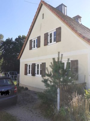 Charmantes Reiheneckhaus in Bodenwöhr mit 2,5 Zimmern